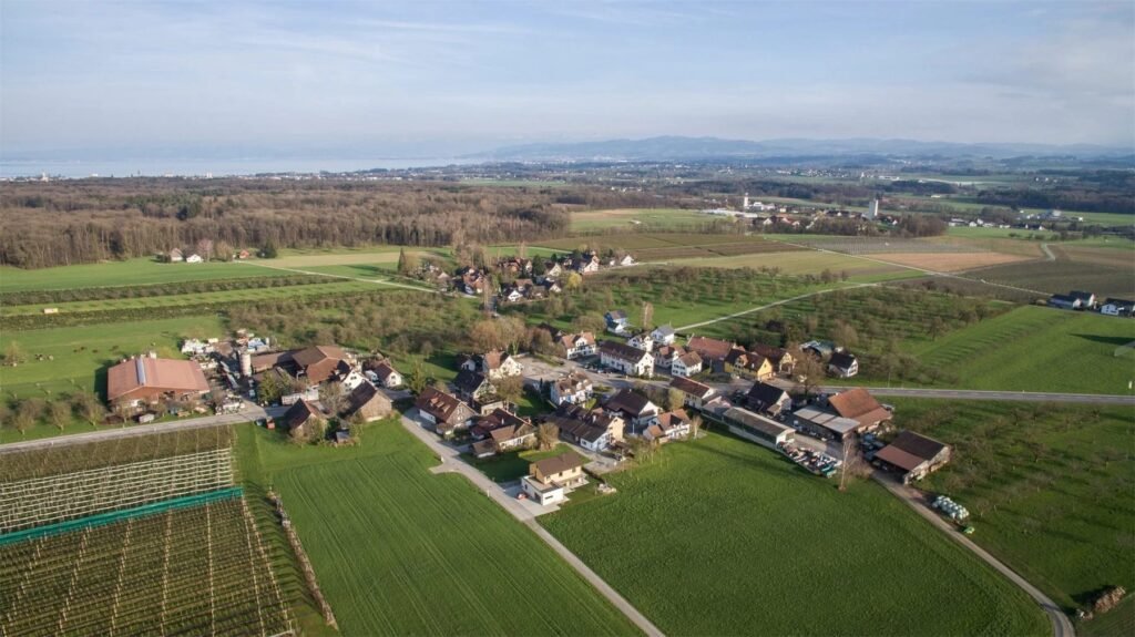 Luftaufnahme der Gemeinde Hefenhofen im Thurgau